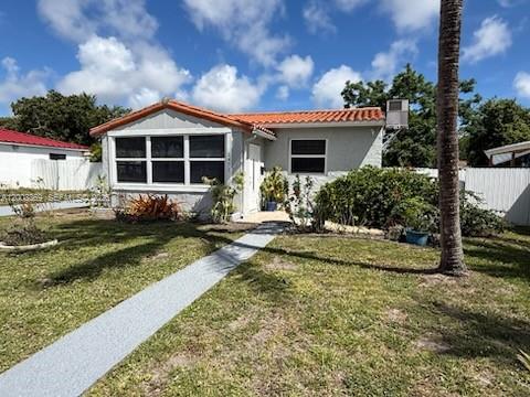 2471 Dewey Street, Hollywood, FL 33020, Hollywood