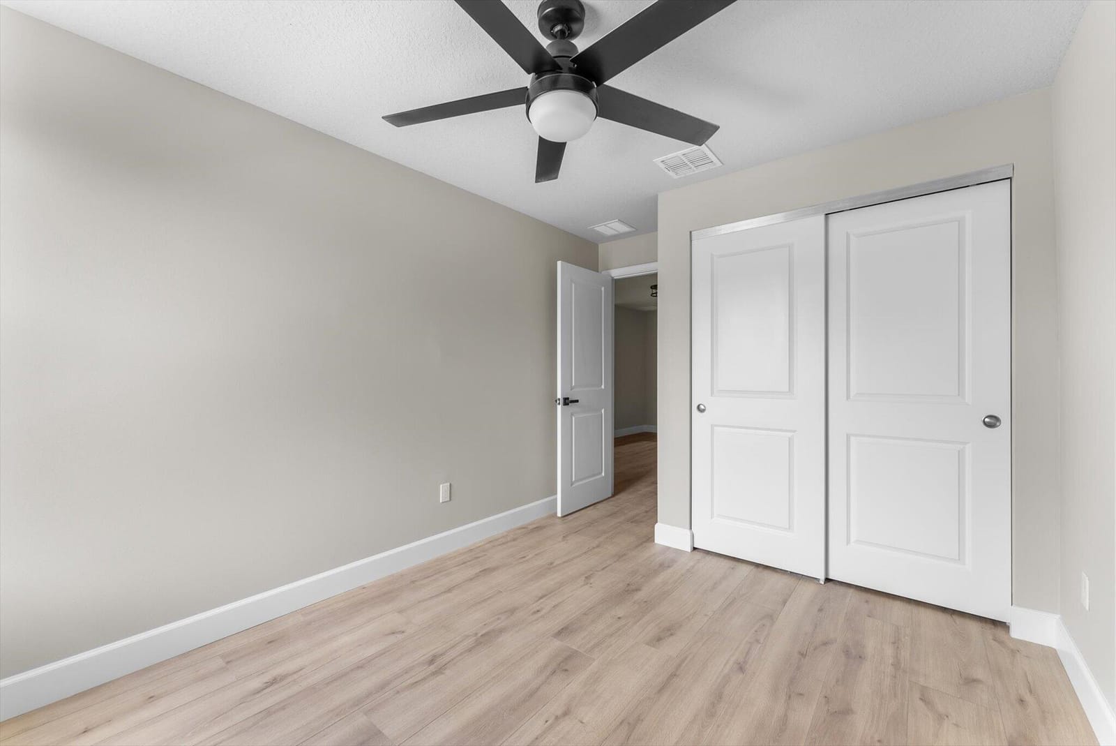 5661 Mentmore Drive, Mangonia Park, FL 33407 photo 17