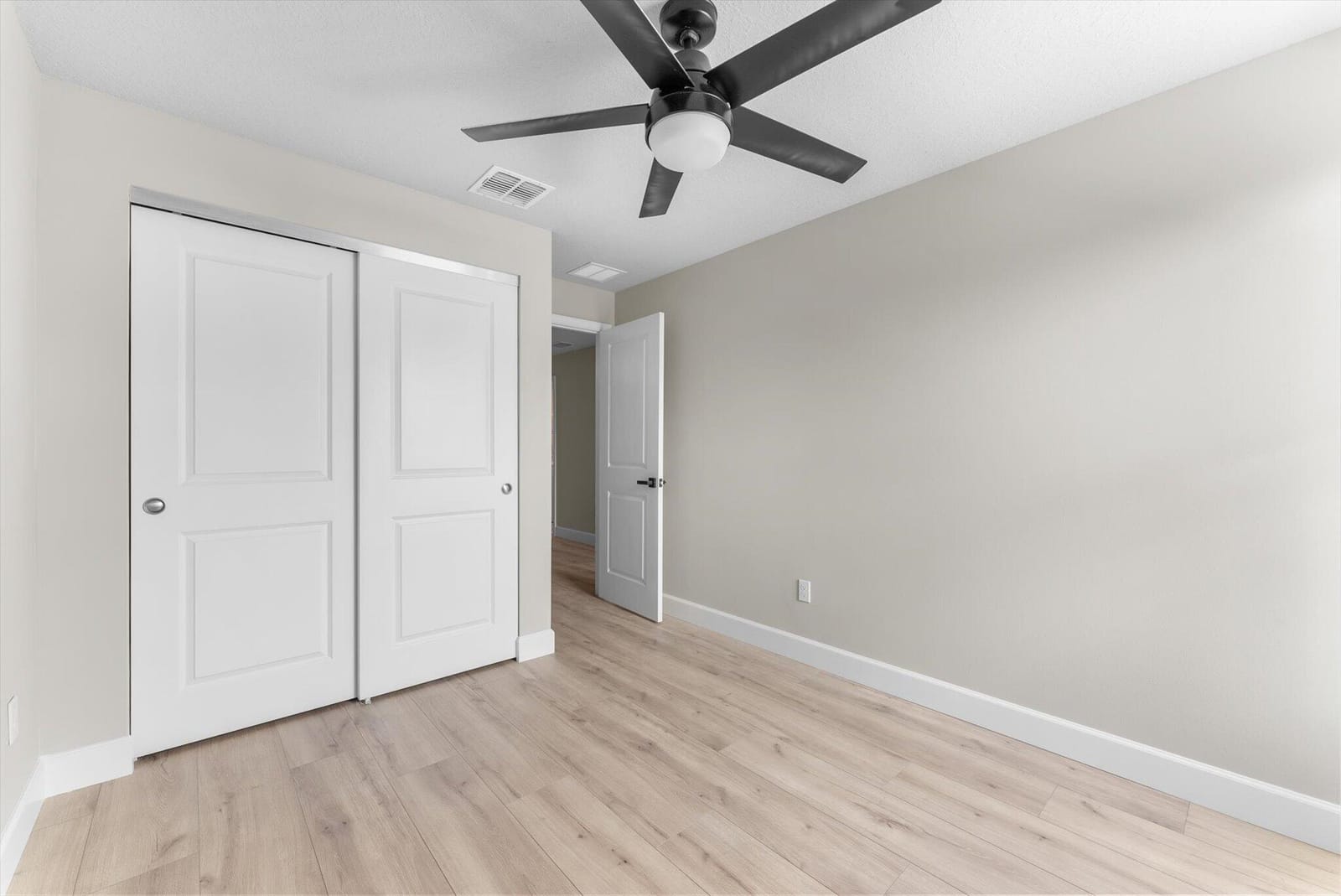 5661 Mentmore Drive, Mangonia Park, FL 33407 photo 18