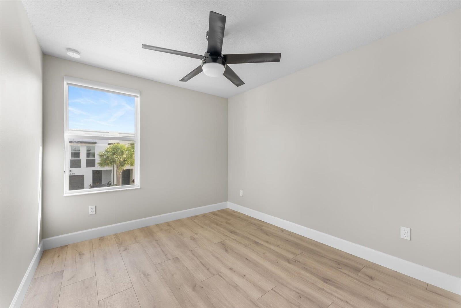 5661 Mentmore Drive, Mangonia Park, FL 33407 photo 22