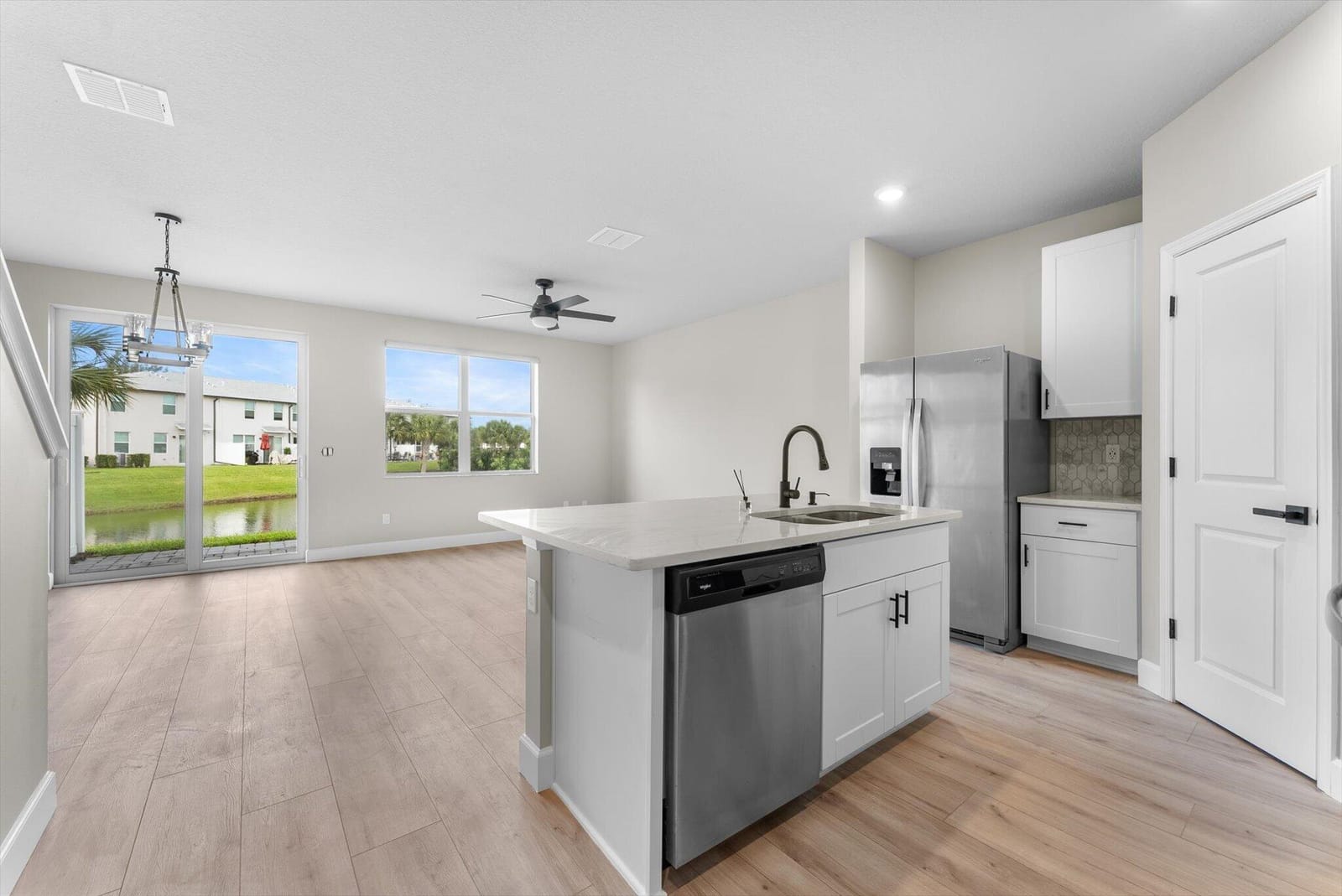 5661 Mentmore Drive, Mangonia Park, FL 33407 photo 6
