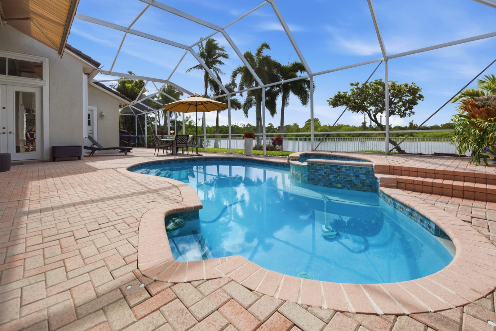 16446 Erie Place, Davie, FL 33331 photo 2