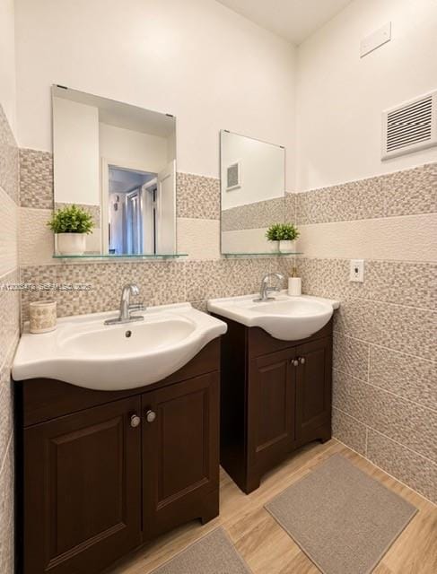 215 SE 3rd Avenue 306C, Hallandale Beach, FL 33009 photo 9