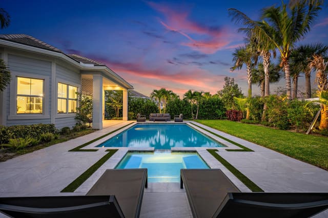 9338 Crestview Circle, Watermark, Palm Beach Gardens, FL