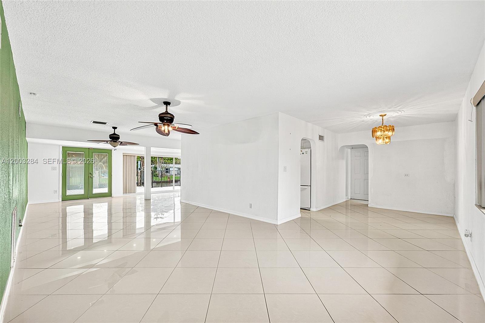 2832 NW 10th Avenue — photo 8