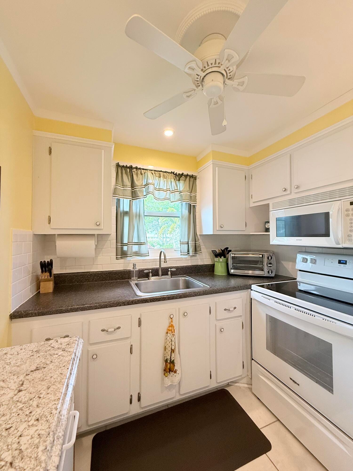 204 Durham D 204, Deerfield Beach, FL 33442 photo 15