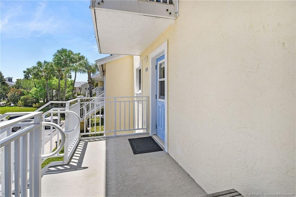 5532 NE Gulfstream Way, Stuart, FL 34996 photo 4