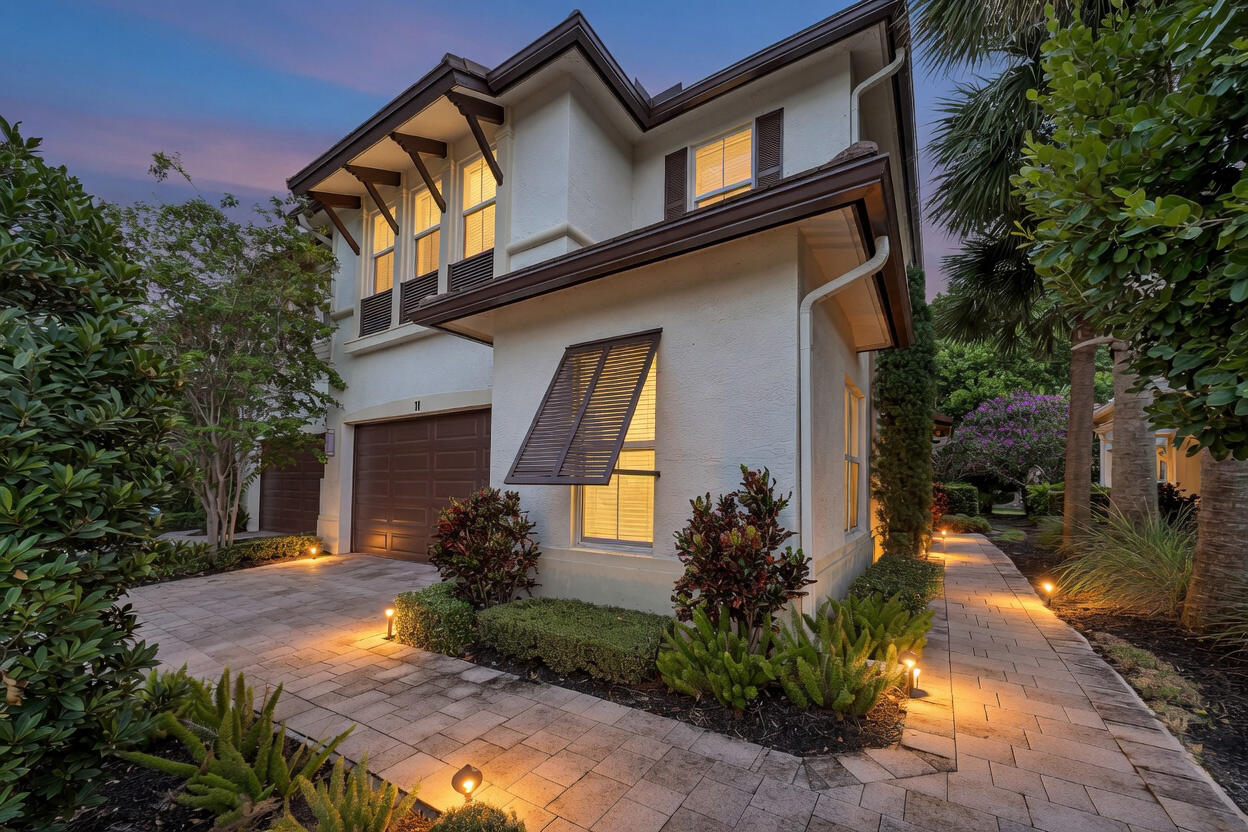 23008 Clear Echo Drive 11, Boca Raton, FL 33433, Boca Raton
