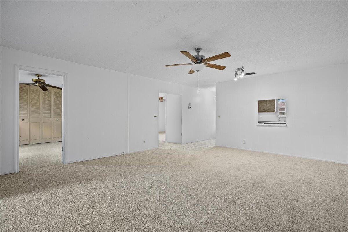 102 Amherst Lane, Greenacres, FL 33467 photo 13