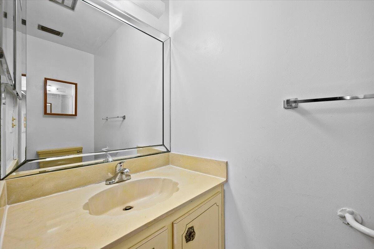 102 Amherst Lane, Greenacres, FL 33467 photo 16