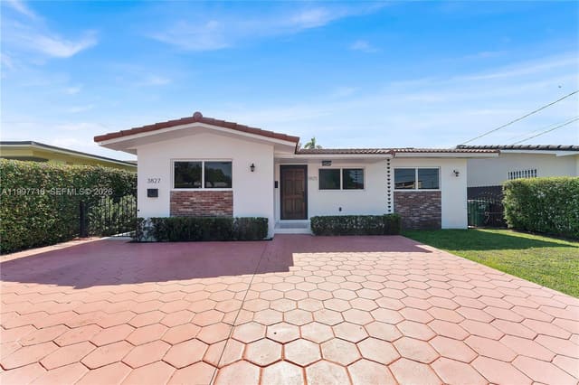3827 SW 88th Court, sold in Bird Rd Highlands, Miami, FL