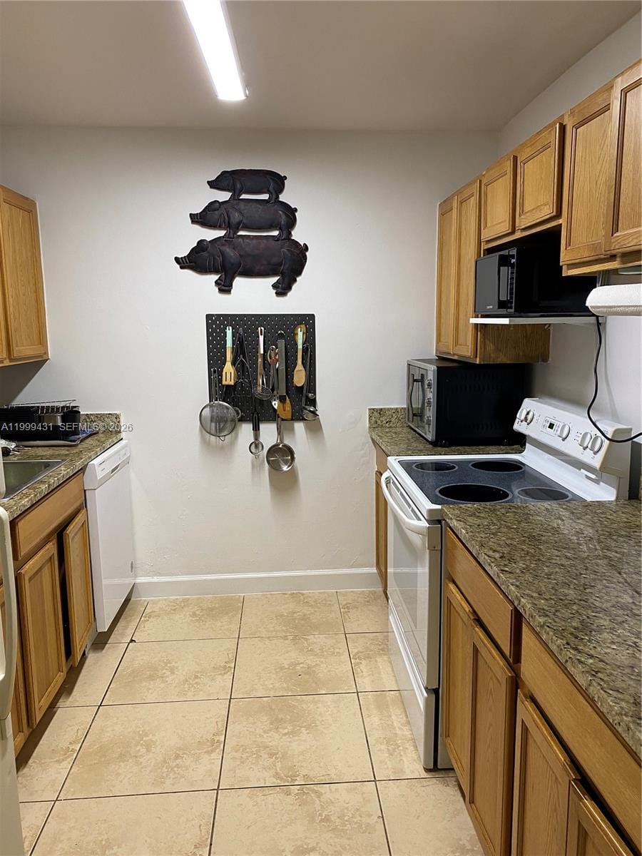 1855 NE 121st Street 36, North Miami, FL 33181 photo 12