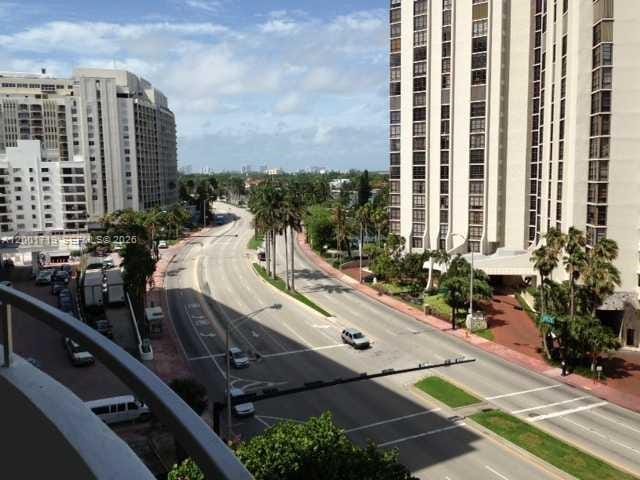 5555 Collins Avenue 8S, Miami Beach, FL 33140 photo 12