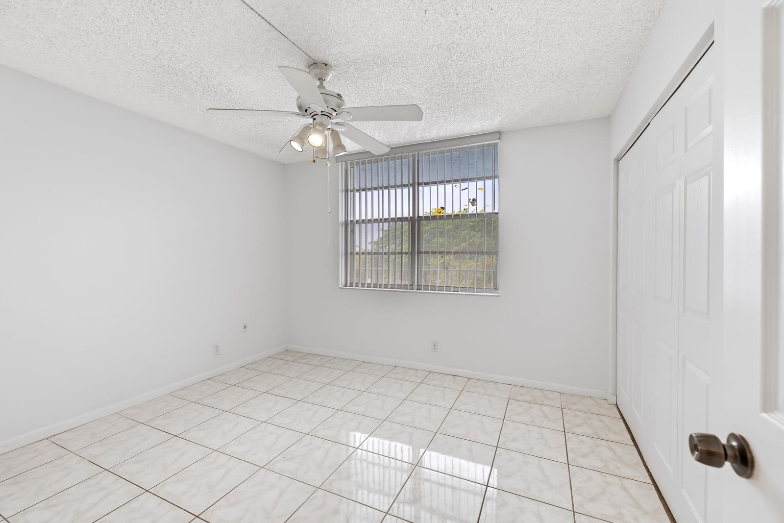 1480 NW 80th Avenue 402 — photo 10