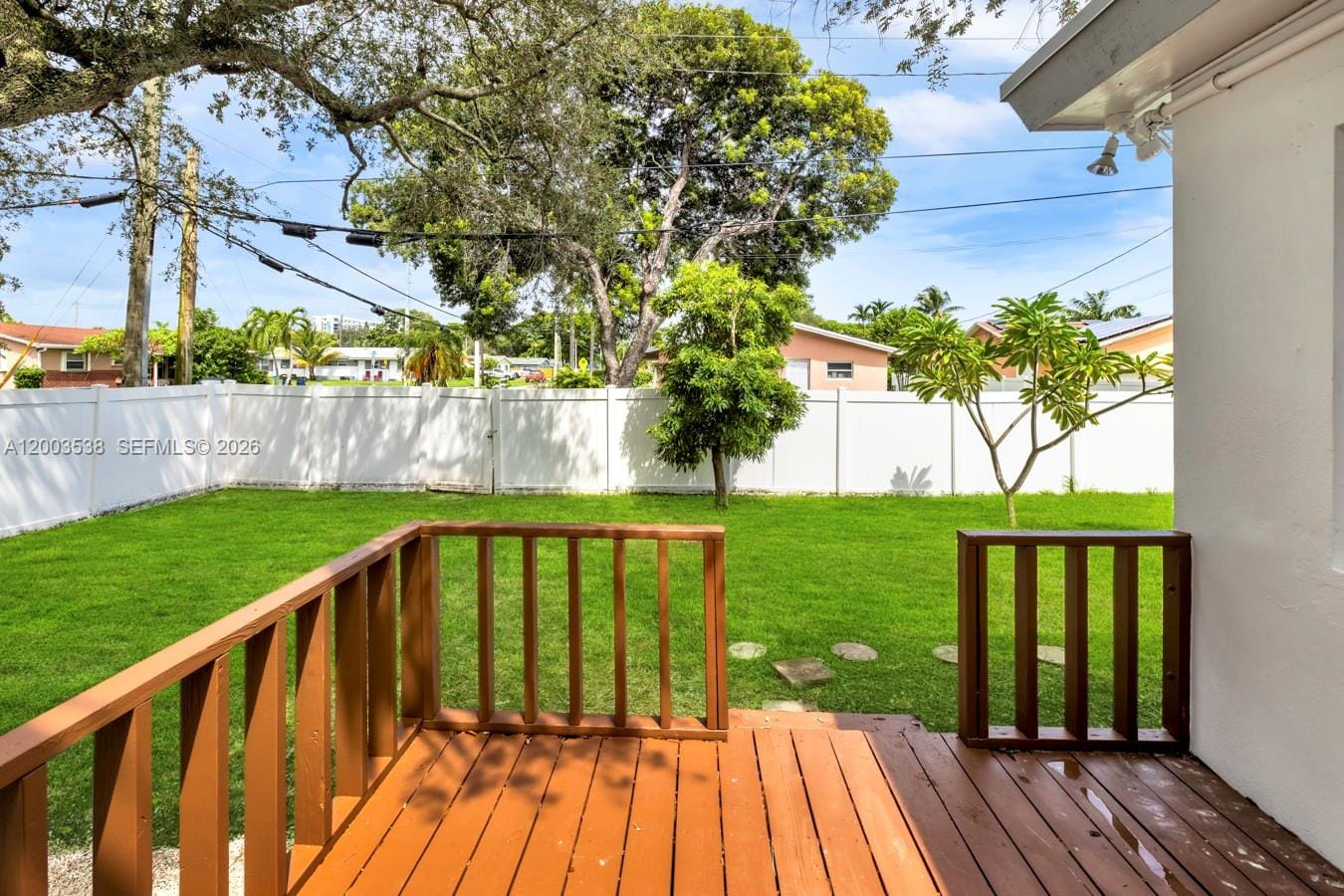 327 SE 2nd Avenue, Dania Beach, FL 33004 photo 23