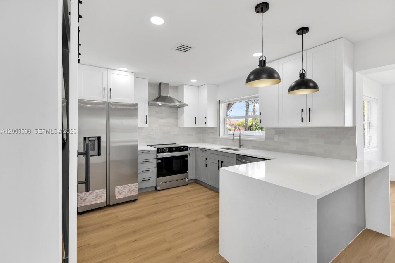 327 SE 2nd Avenue, Dania Beach, FL 33004