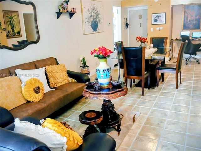 3101 N Country Club Drive 101, Aventura, FL 33180