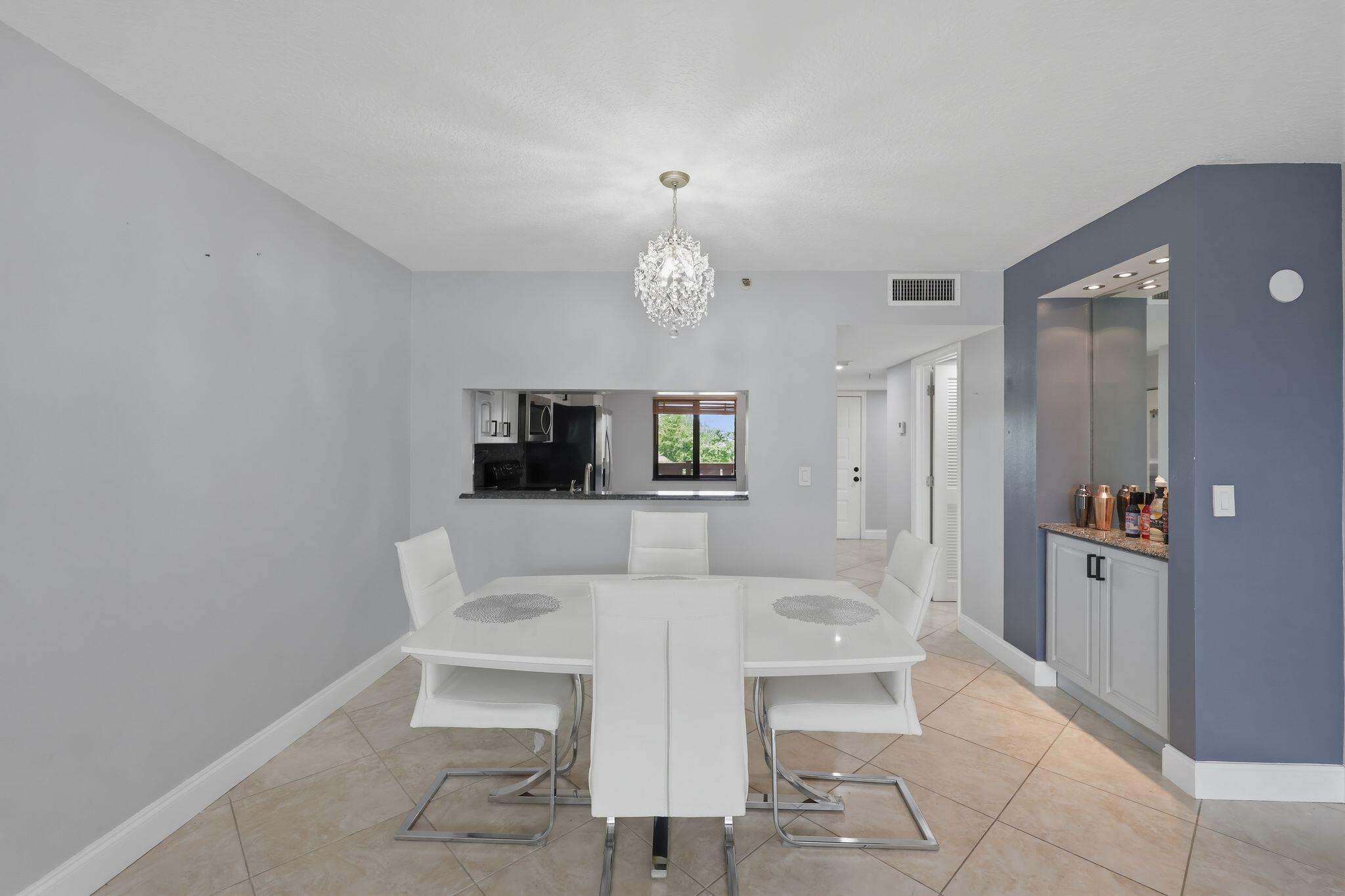 2206 S Cypress Bend Drive 401, Pompano Beach, FL 33069, Pompano Beach