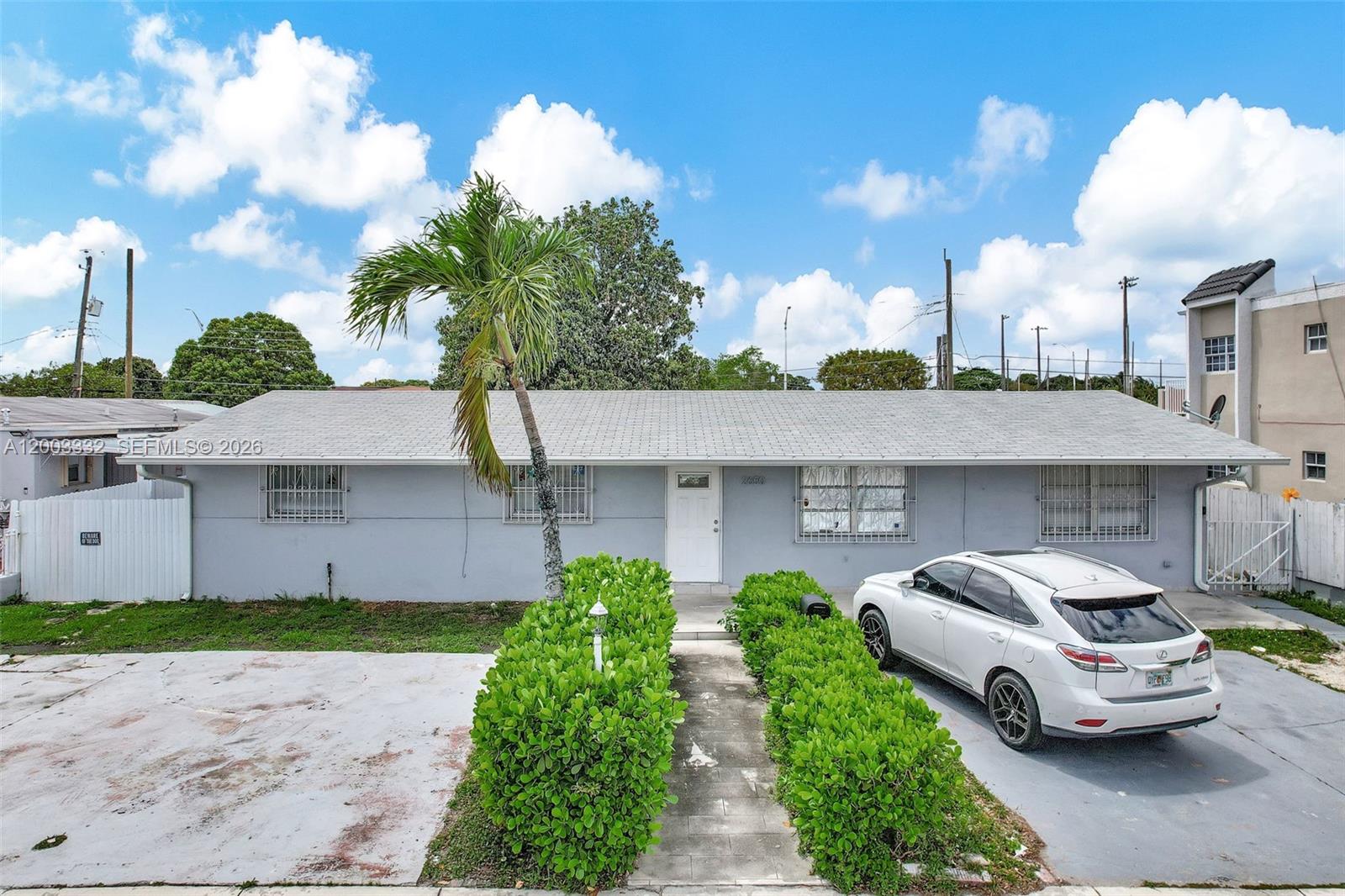 2650 W 8th Avenue, Hialeah, FL 33010, Hialeah