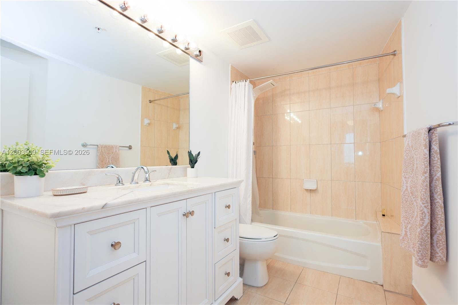 1750 N Bayshore Drive 4601, Miami, FL 33132 photo 10