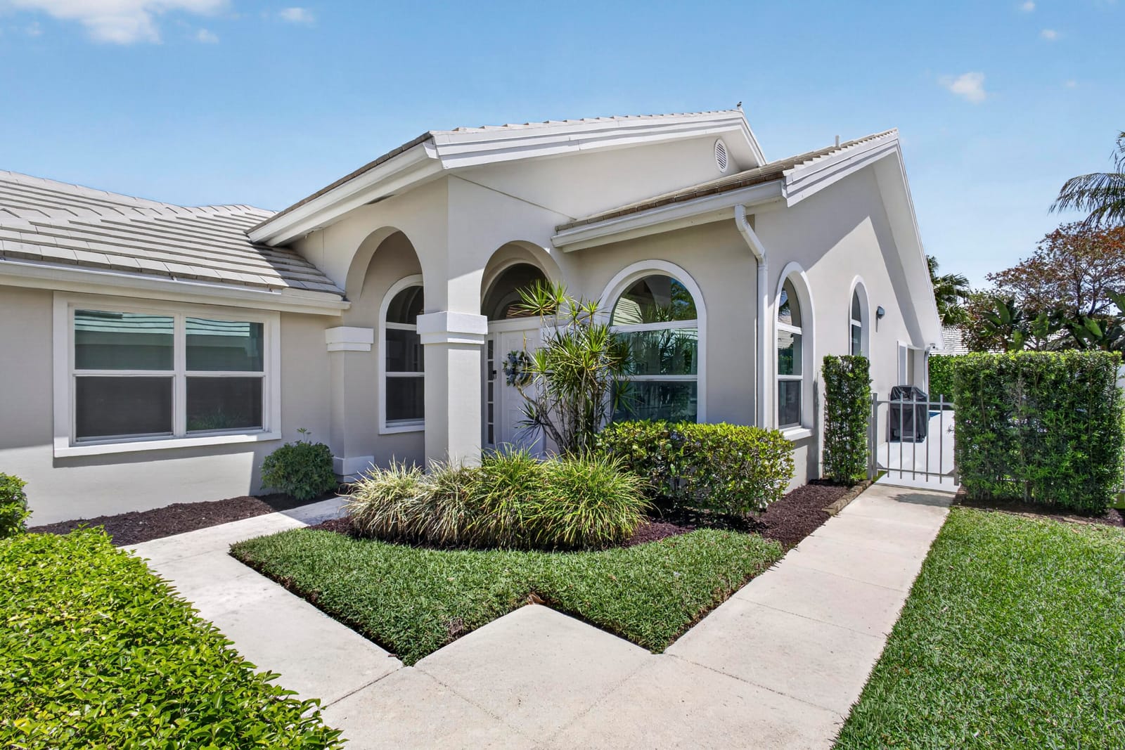 2760 White Wing Lane, West Palm Beach, FL 33409 photo 2