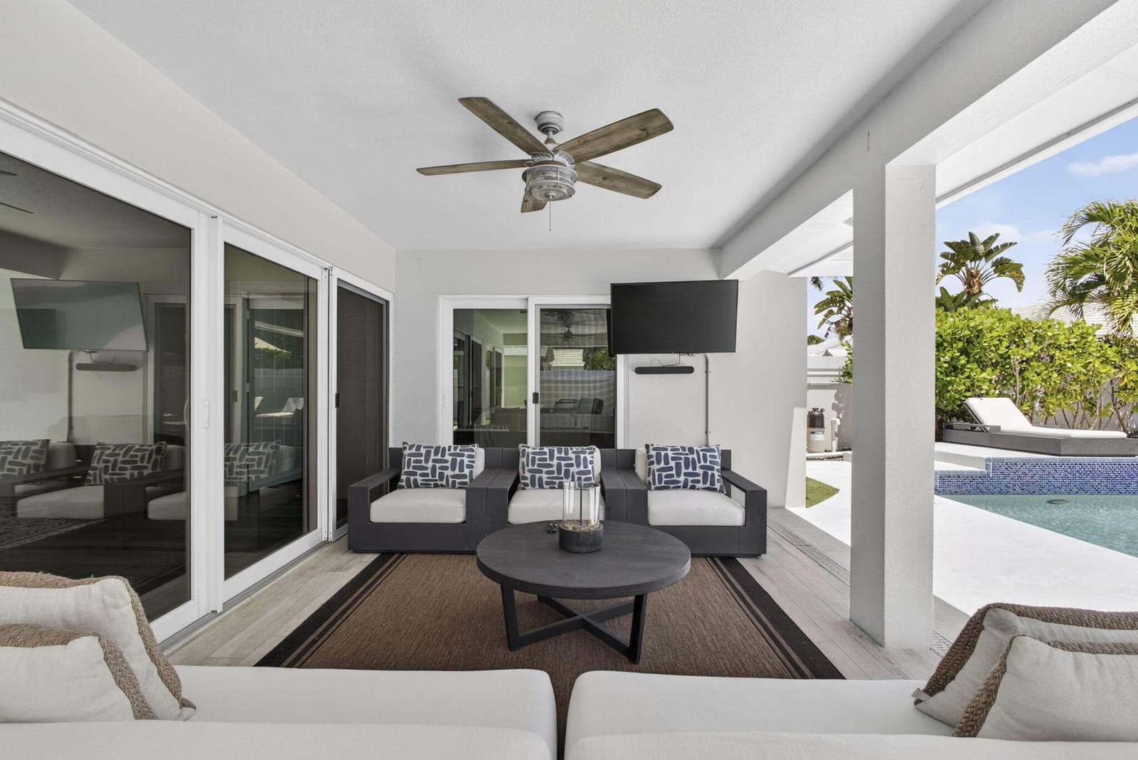 2760 White Wing Lane, West Palm Beach, FL 33409 photo 15