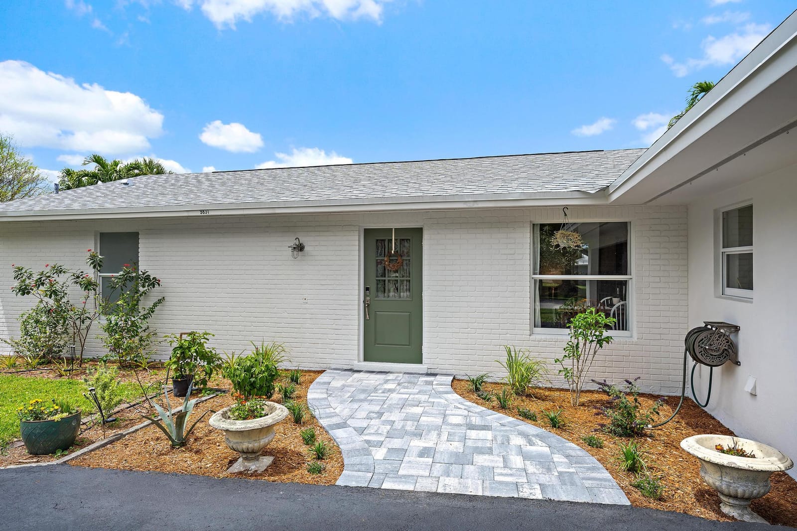 9831 Hyacinth Circle S — photo 4