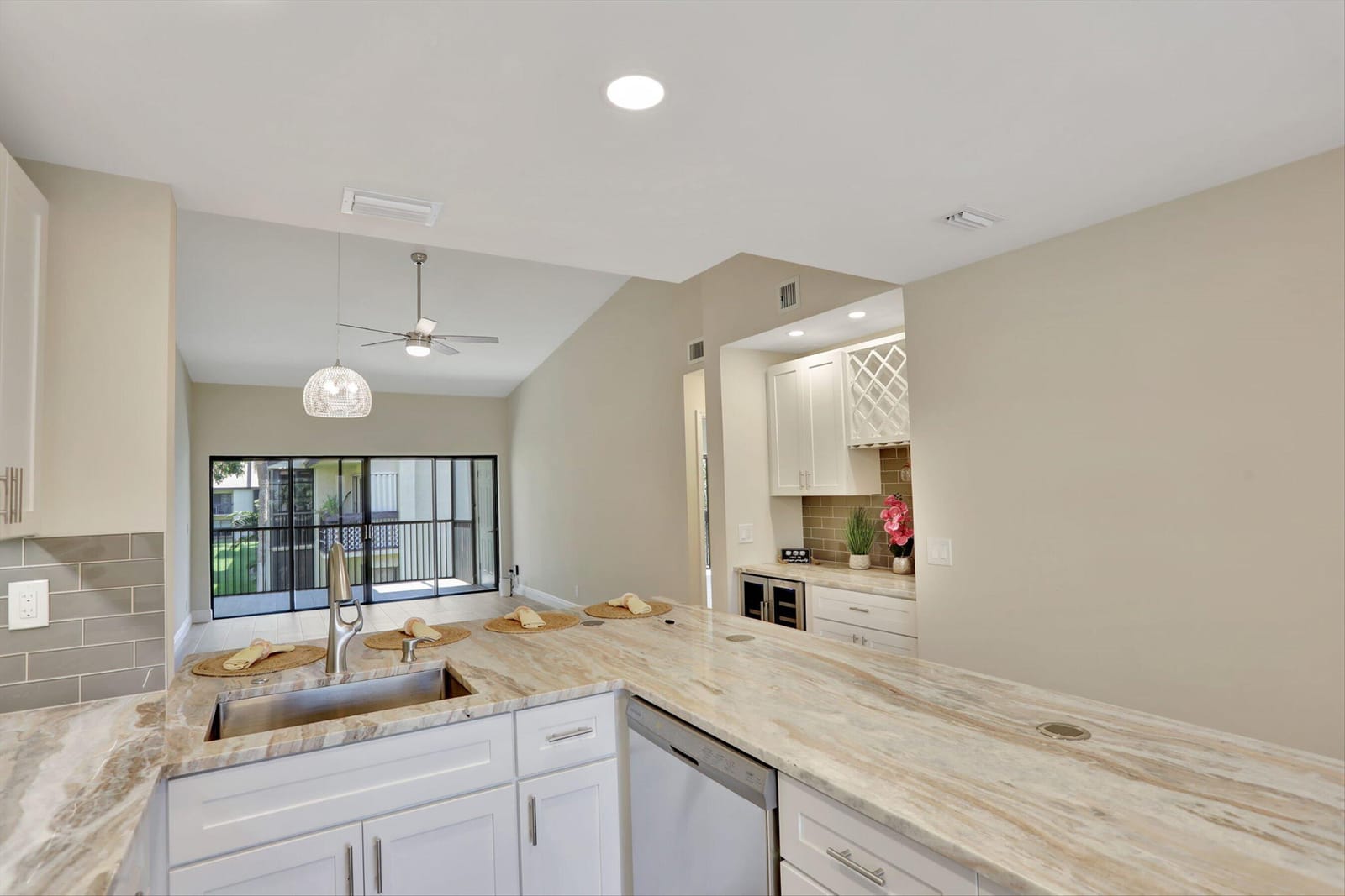 1945 SW 15th Street 68 — photo 8