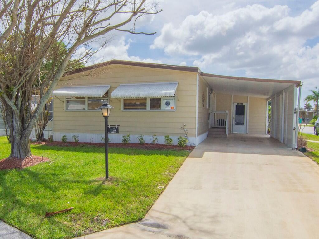 225 NE Forrest Court, Jensen Beach, FL 34957, Jensen Beach