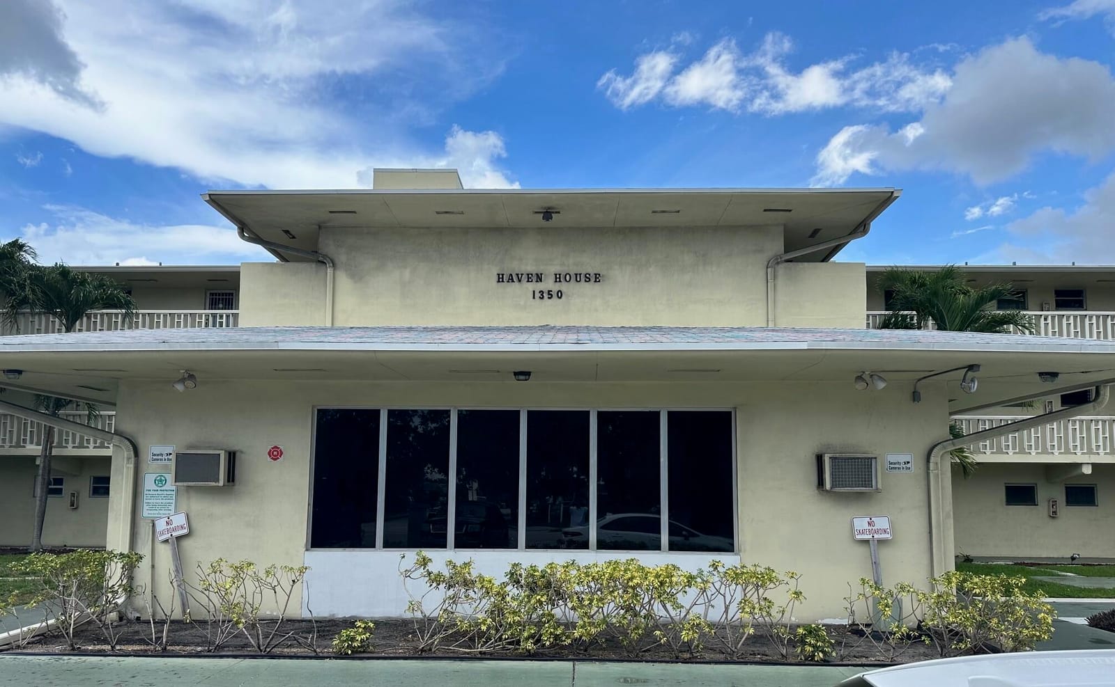 1350 E Sample Road 310, Pompano Beach, FL 33064