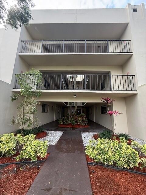 5220 Las Verdes Circle 108, Delray Beach, FL 33484 photo 3