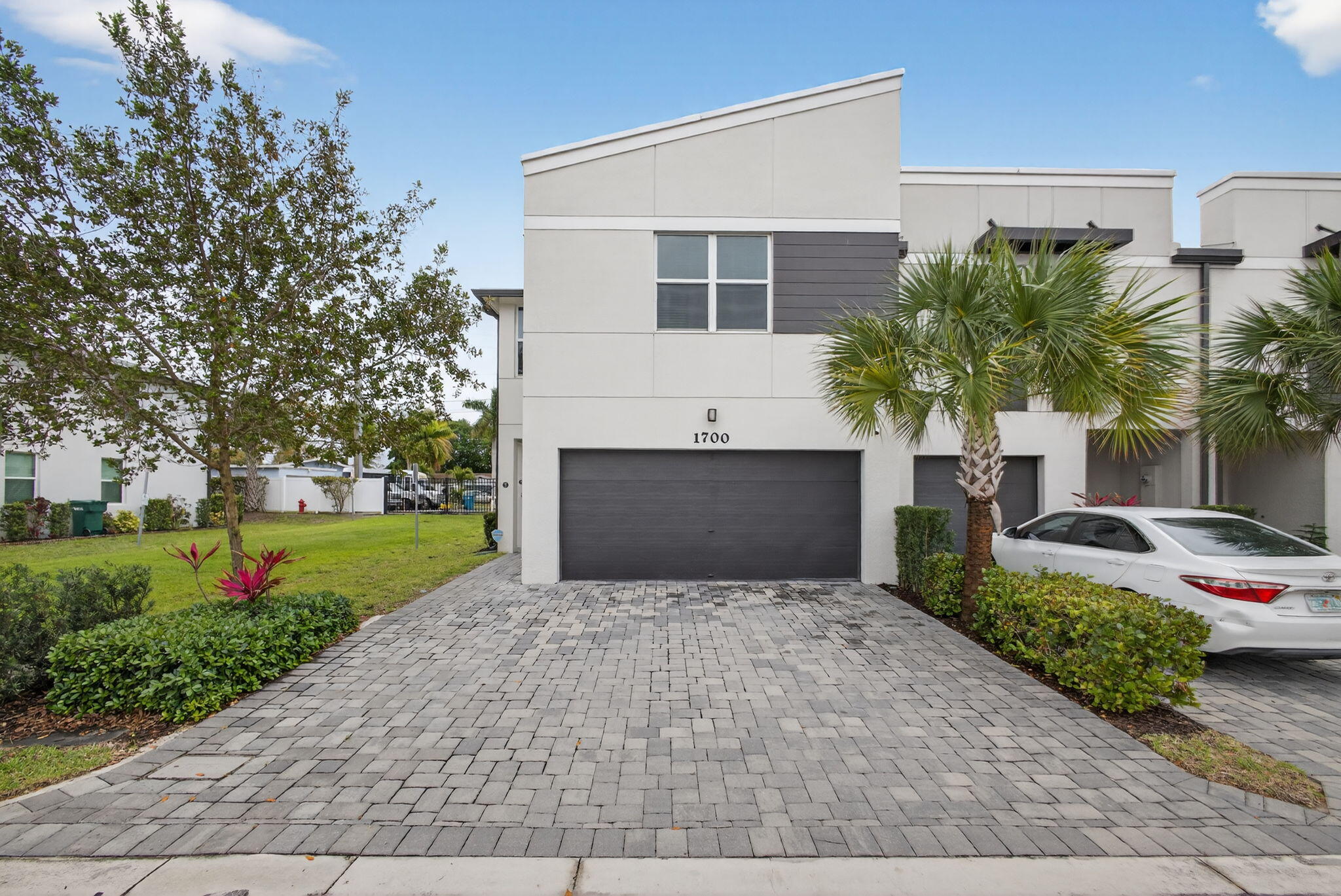 1700 Lindley Street, Mangonia Park, FL 33407, Mangonia Park