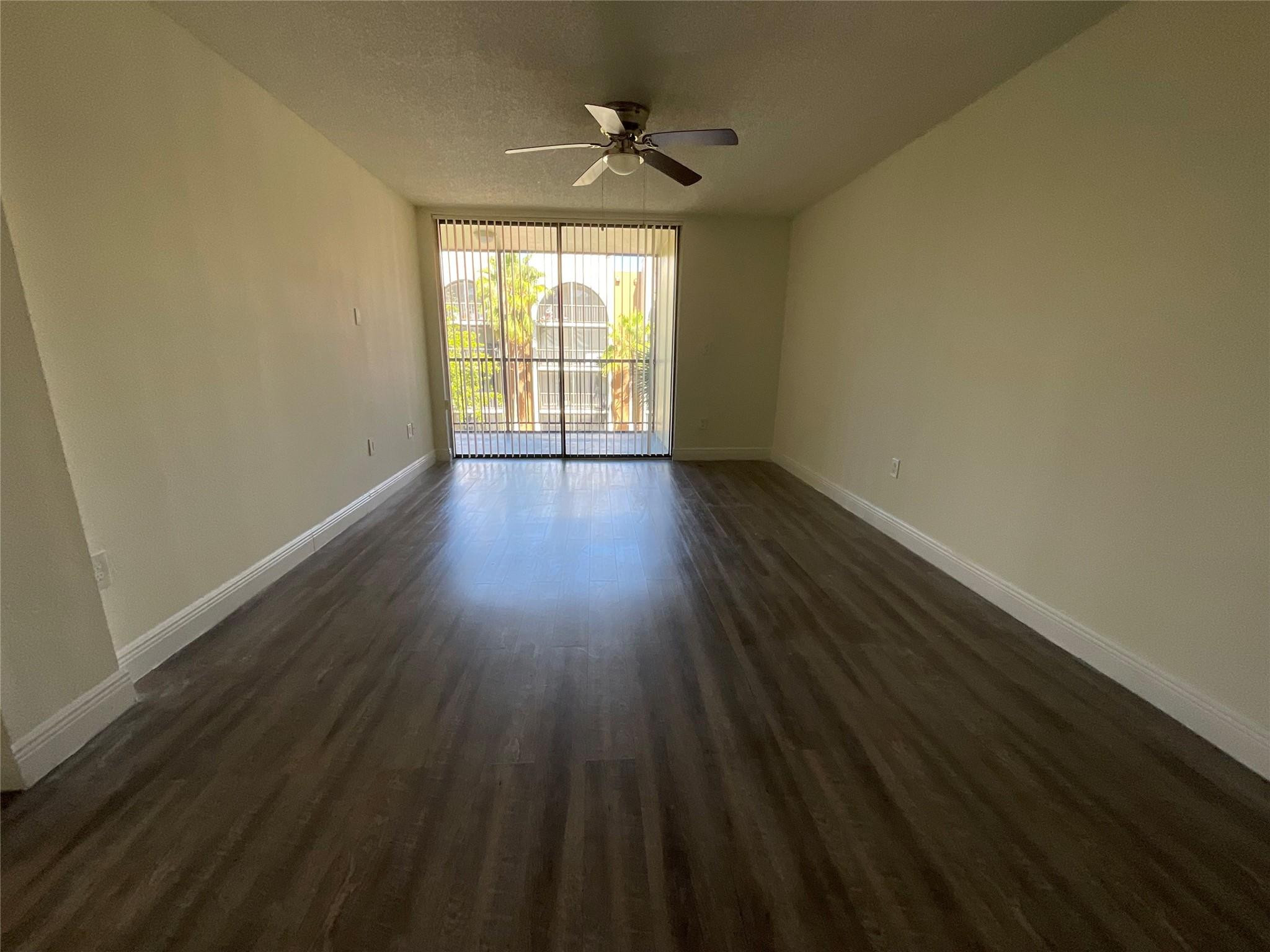 18335 NW 68 Avenue 2455-516, Hialeah, FL 33015, Hialeah