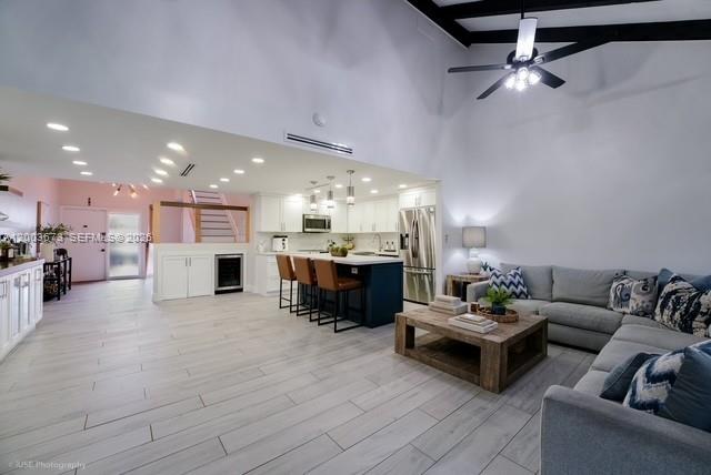 1231 E Golfview Drive, Pembroke Pines, FL 33026, Pembroke Pines