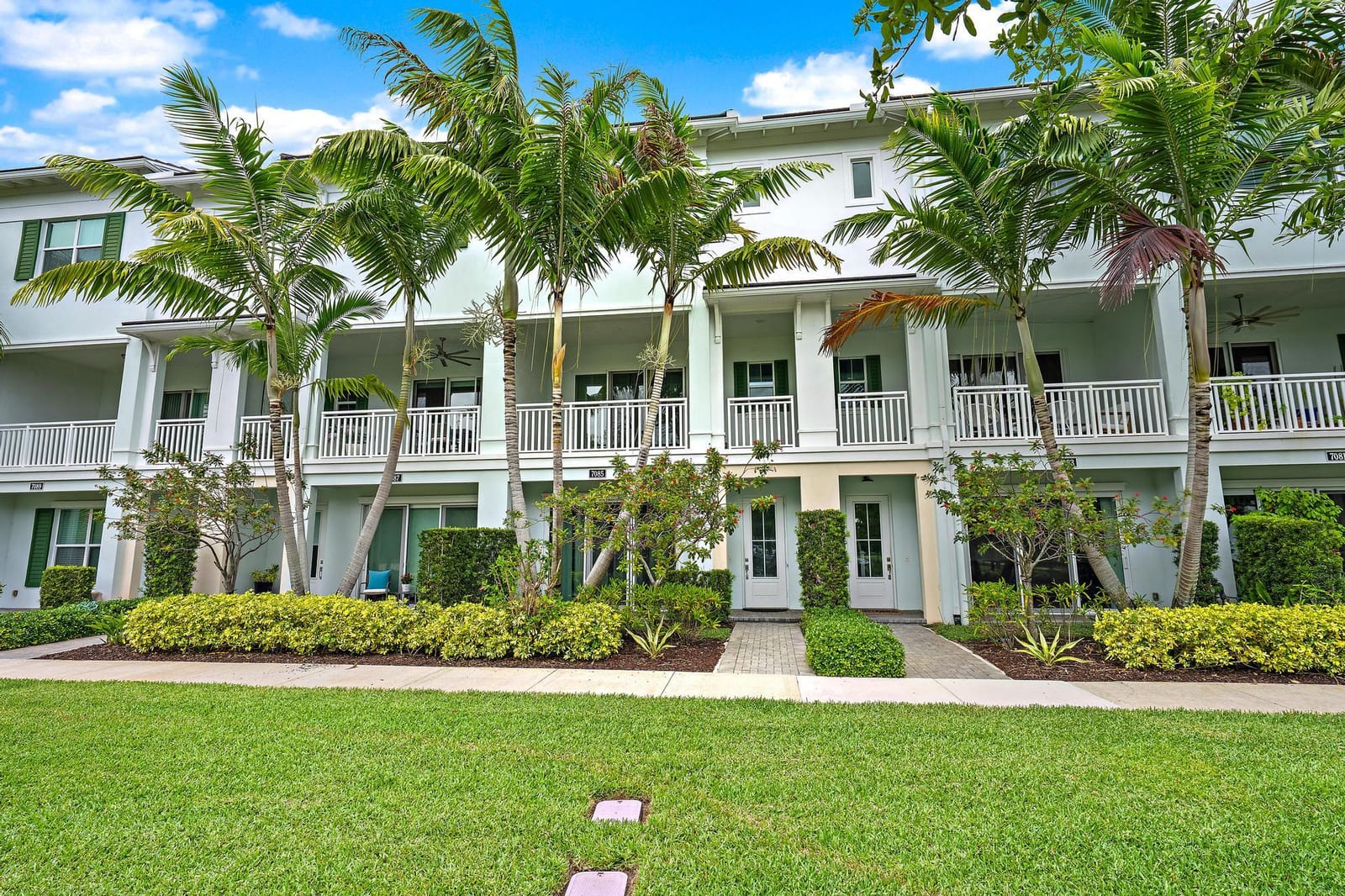 7085 Edison Place, Palm Beach Gardens, FL 33418 photo 30