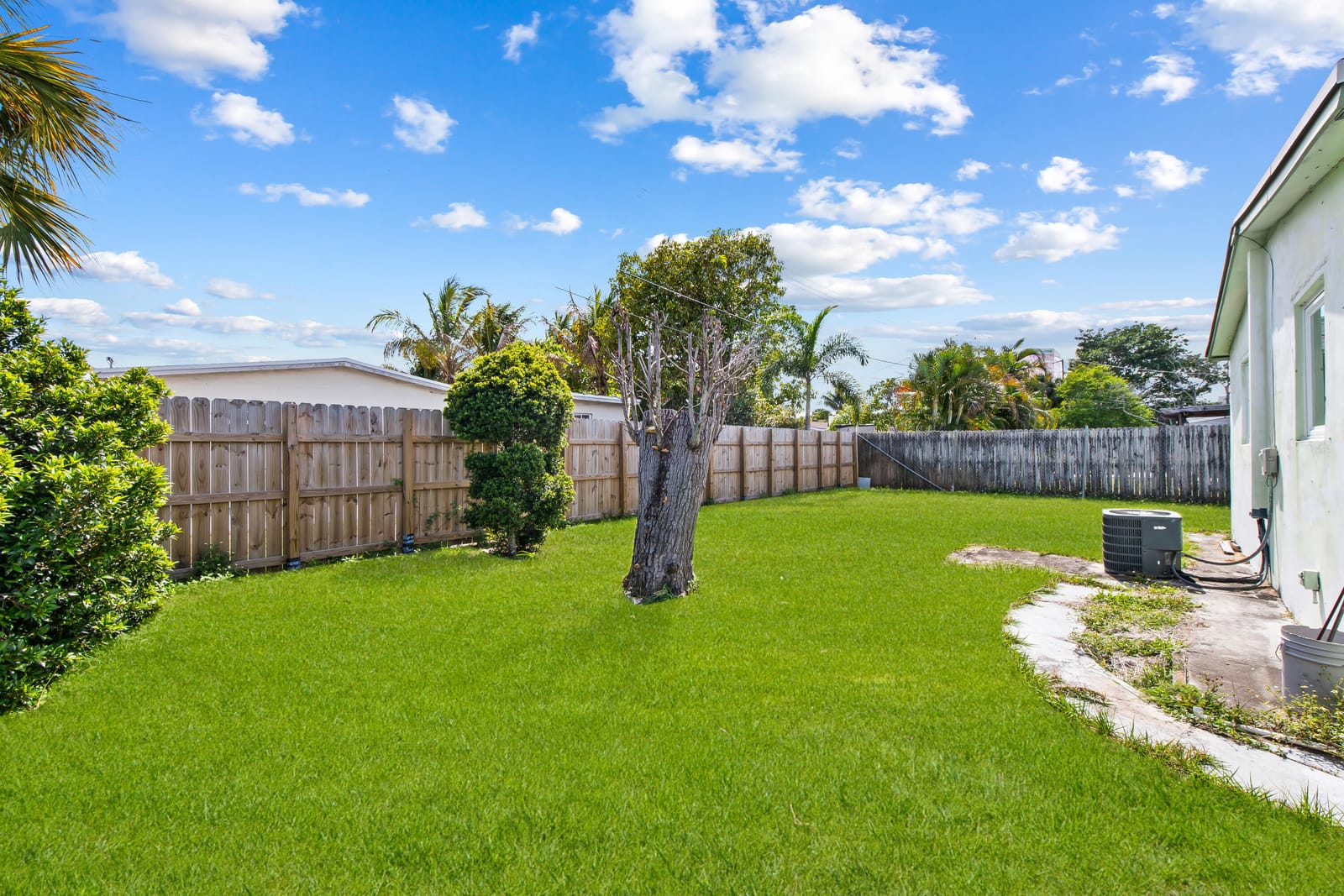 160 NE 60th Street, Oakland Park, FL 33334 photo 6