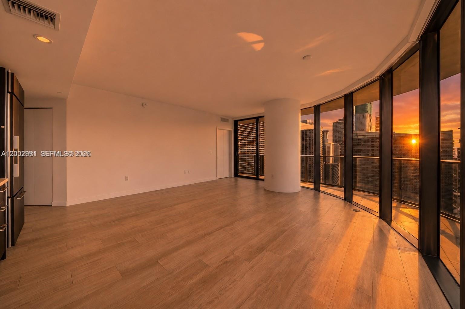 55 SW 9th Street 3106 — photo 11
