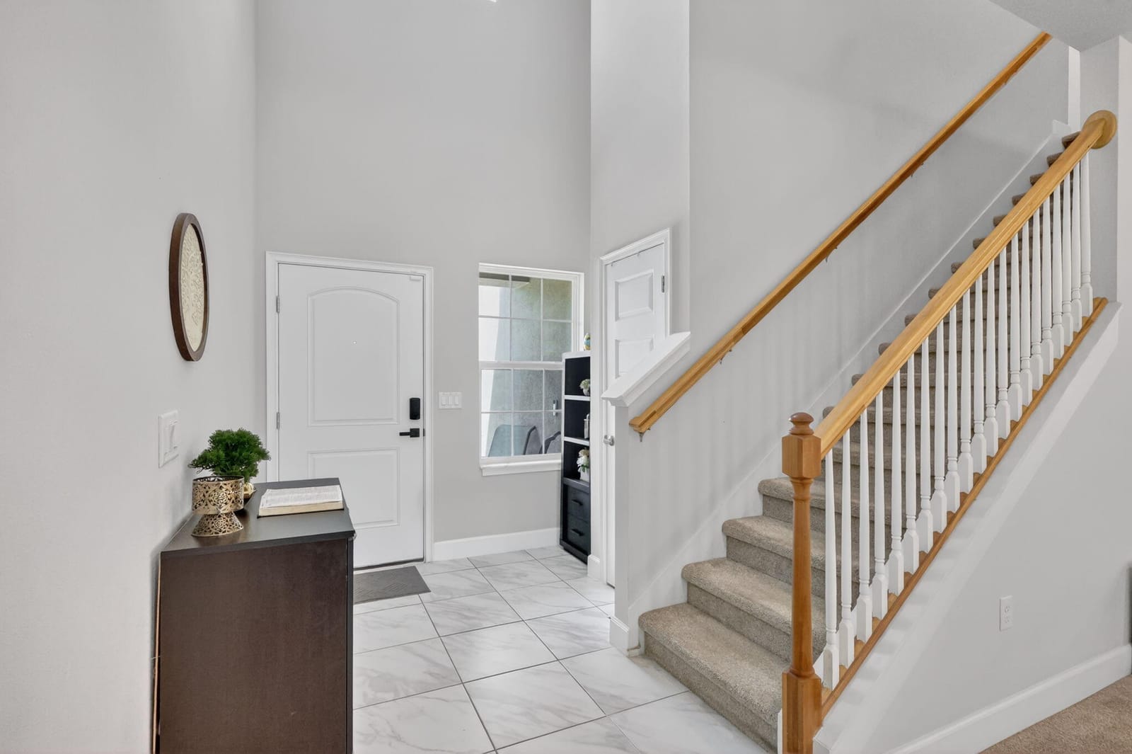 674 NE Turtleback Trail — photo 4