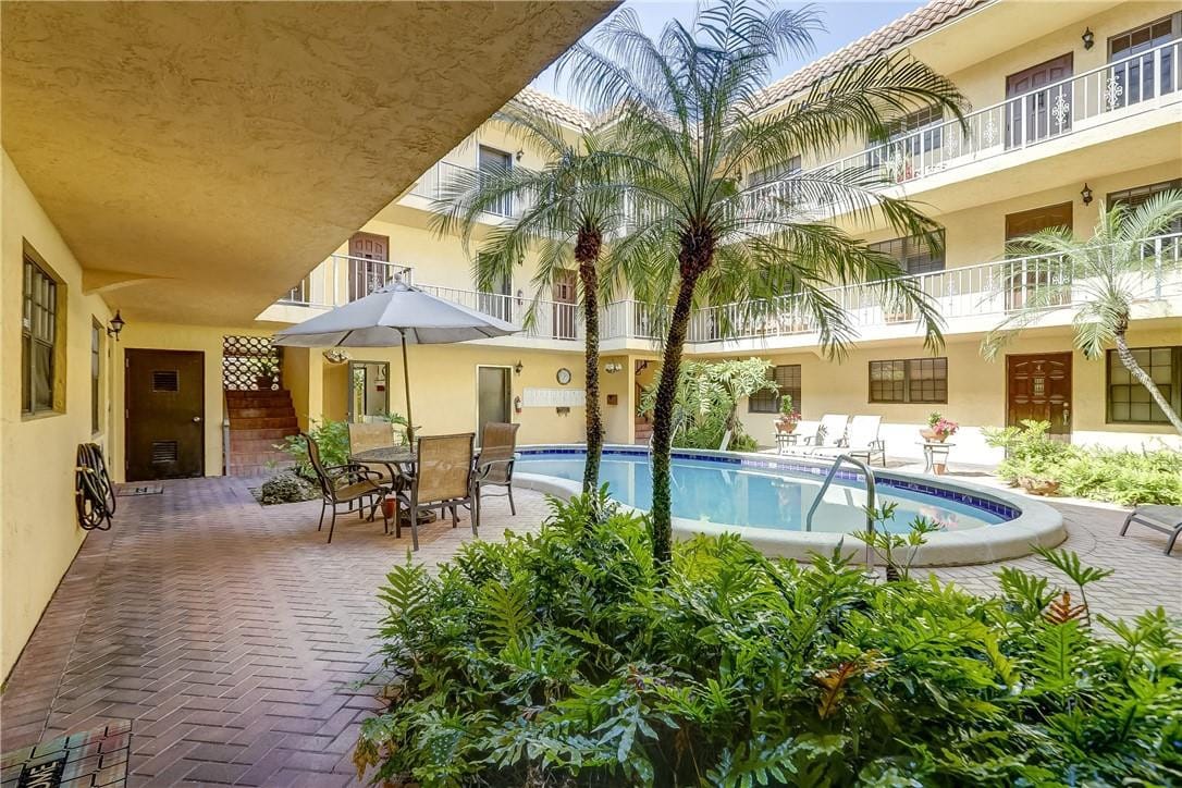 917 NE 16th Avenue 1, Fort Lauderdale, FL 33304