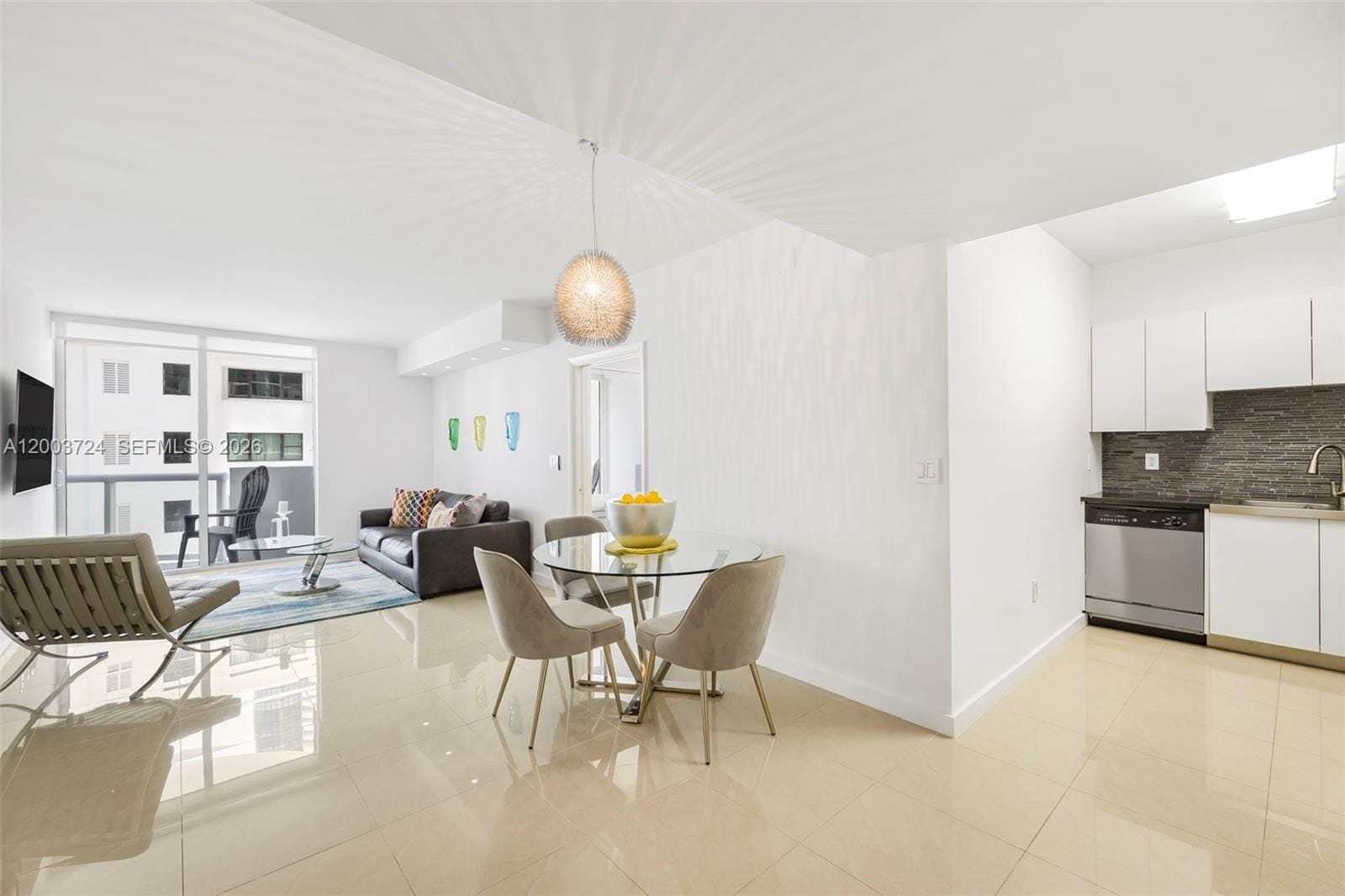 6365 Collins Avenue 805 — photo 2