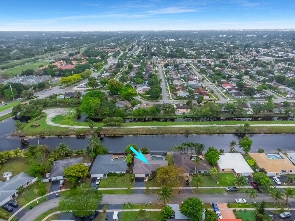 8270 NW 66th Terrace, Tamarac, FL 33321 photo 4