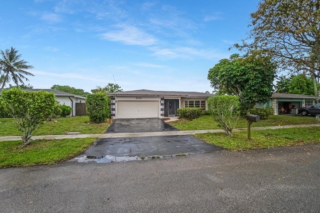 8270 NW 66th Terrace, Tamarac, FL 33321 photo 6