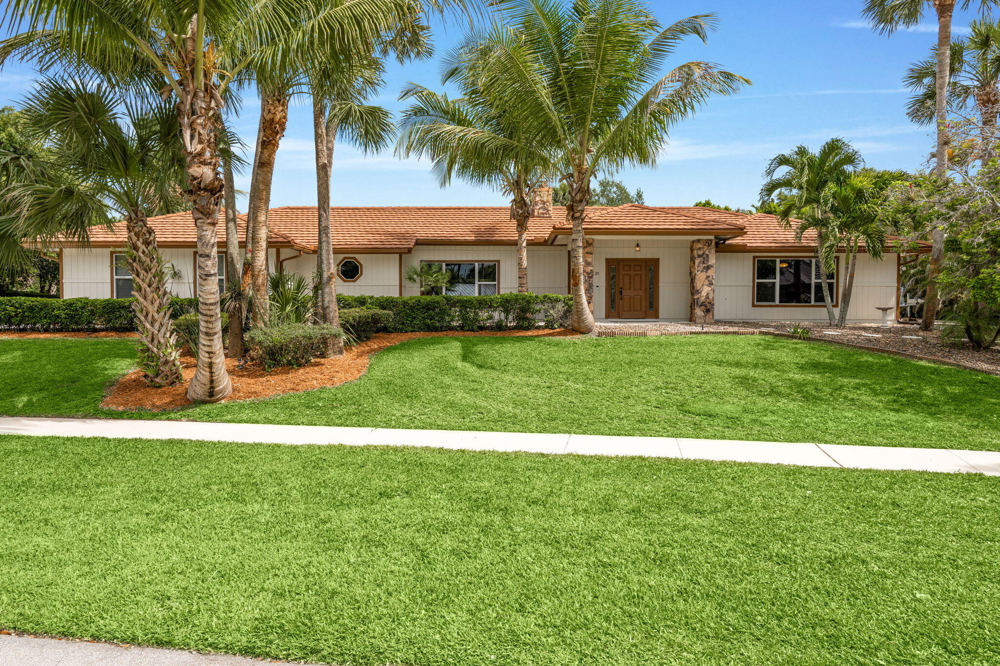 21 Whispering Oaks Circle, West Palm Beach, FL 33411, West Palm Beach