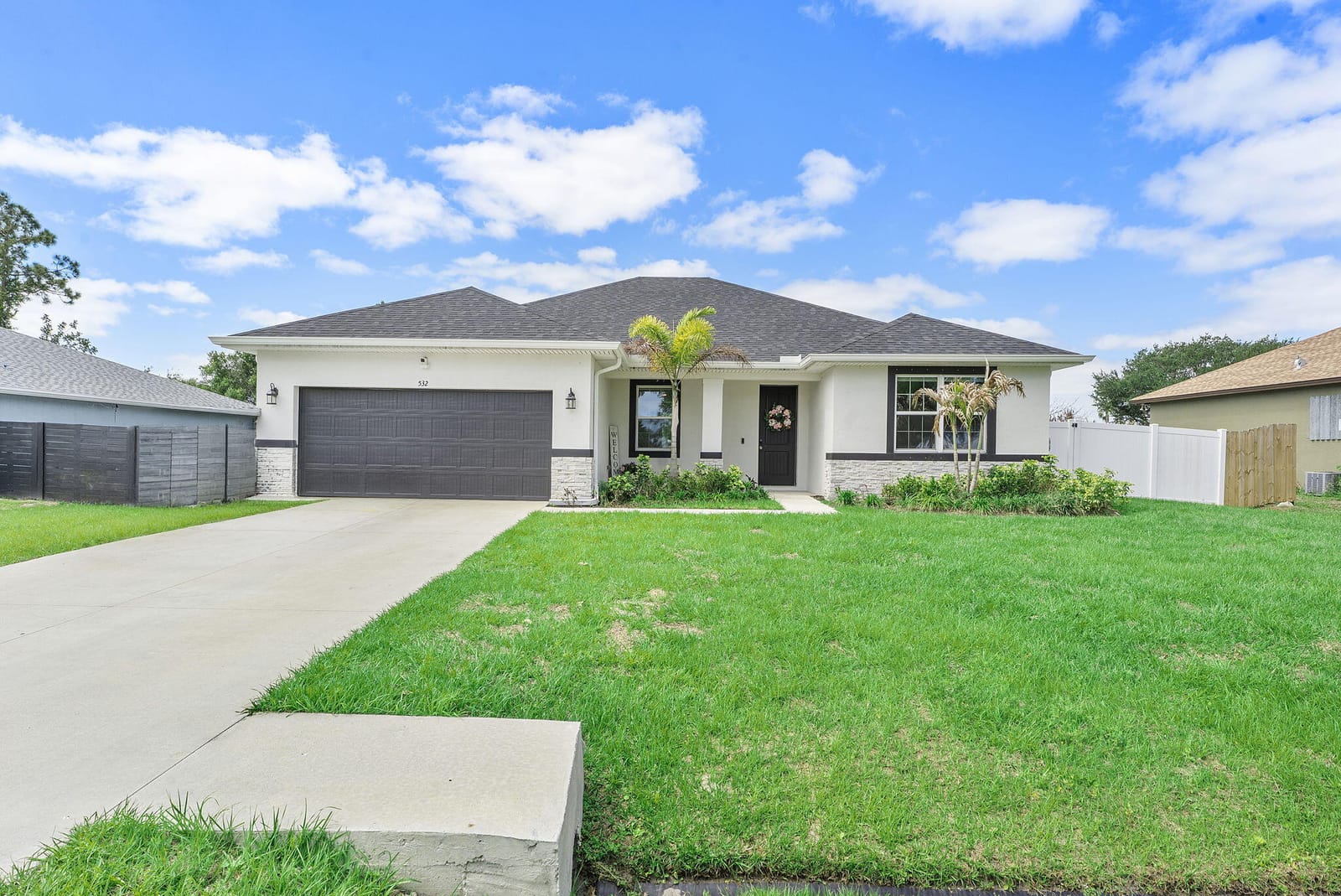 532 SW Sansom Lane, Port St. Lucie, FL 34953