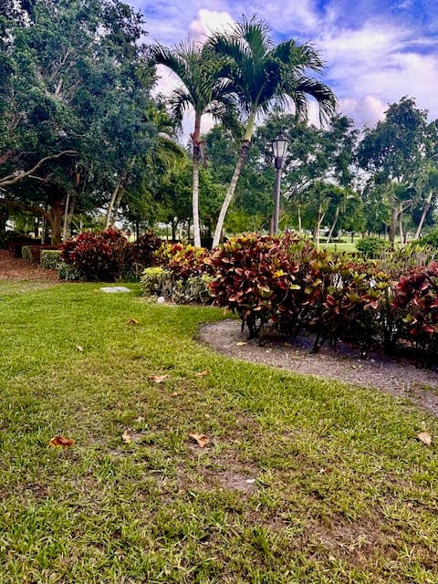 7449 Glendevon Lane 104, Delray Beach, FL 33446 photo 4