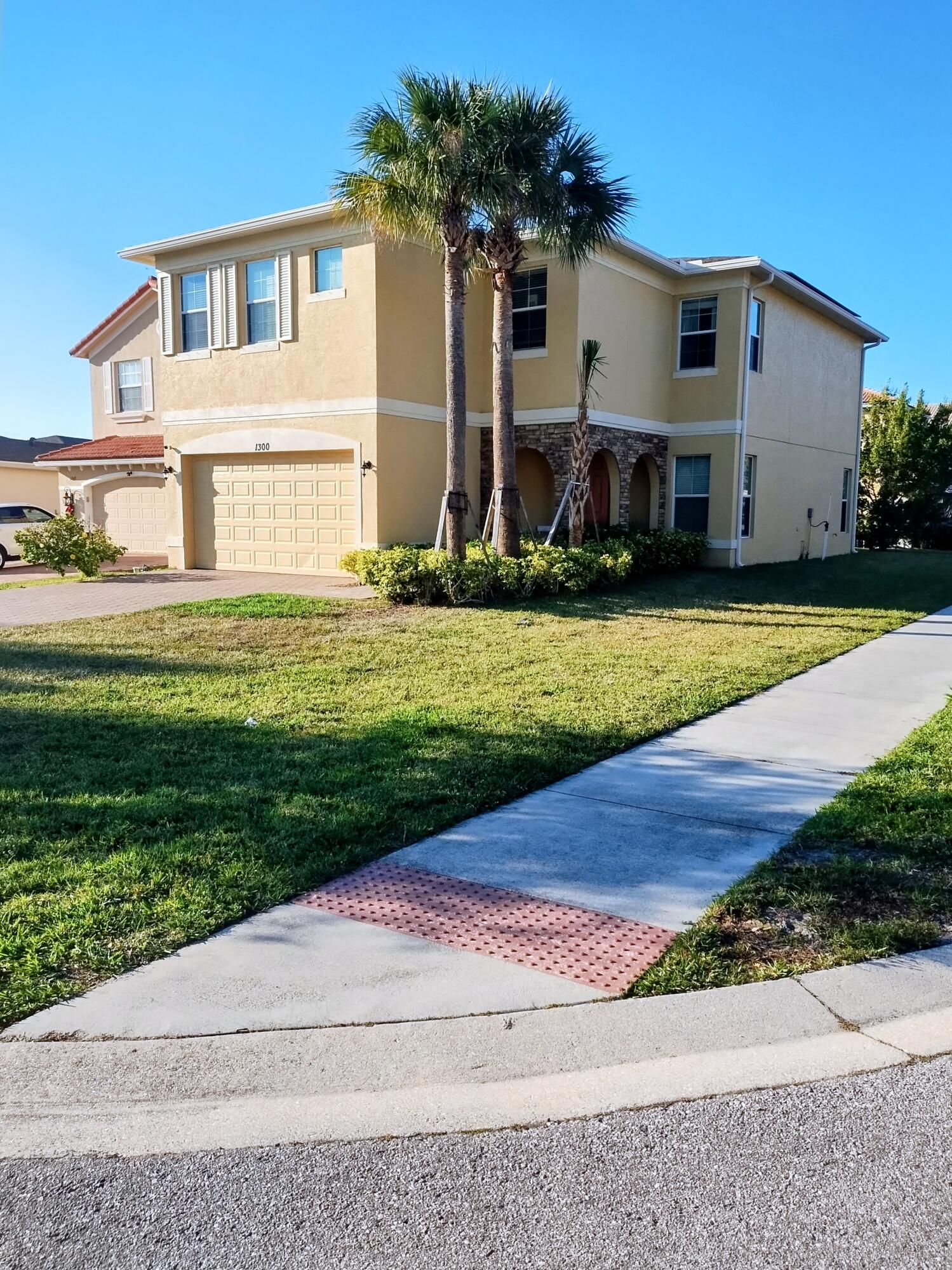 1300 NW Fiorenza Court, Port St. Lucie, FL 34986, Port St Lucie