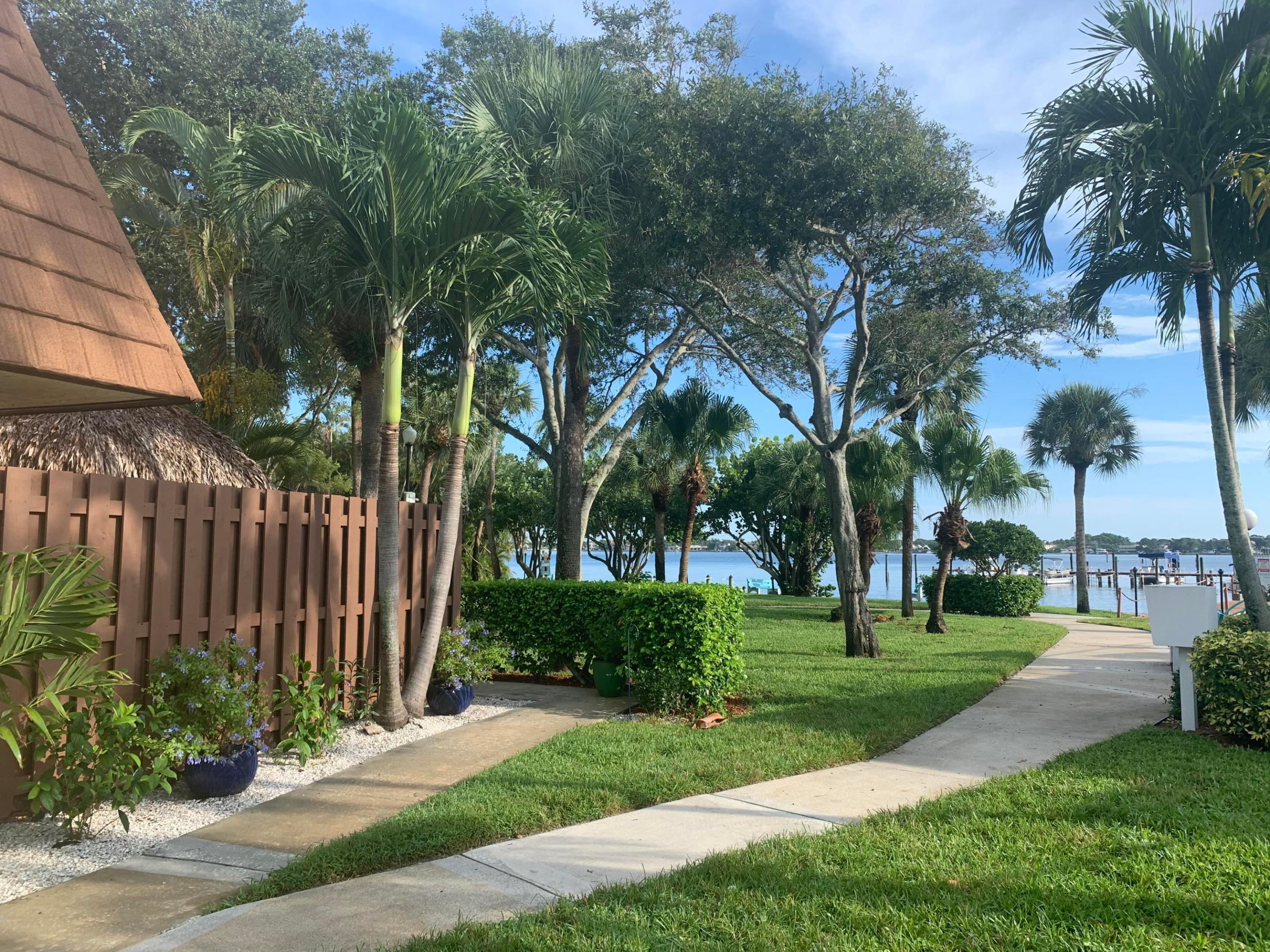 825 Center Street 21b, Jupiter, FL 33458, Jupiter