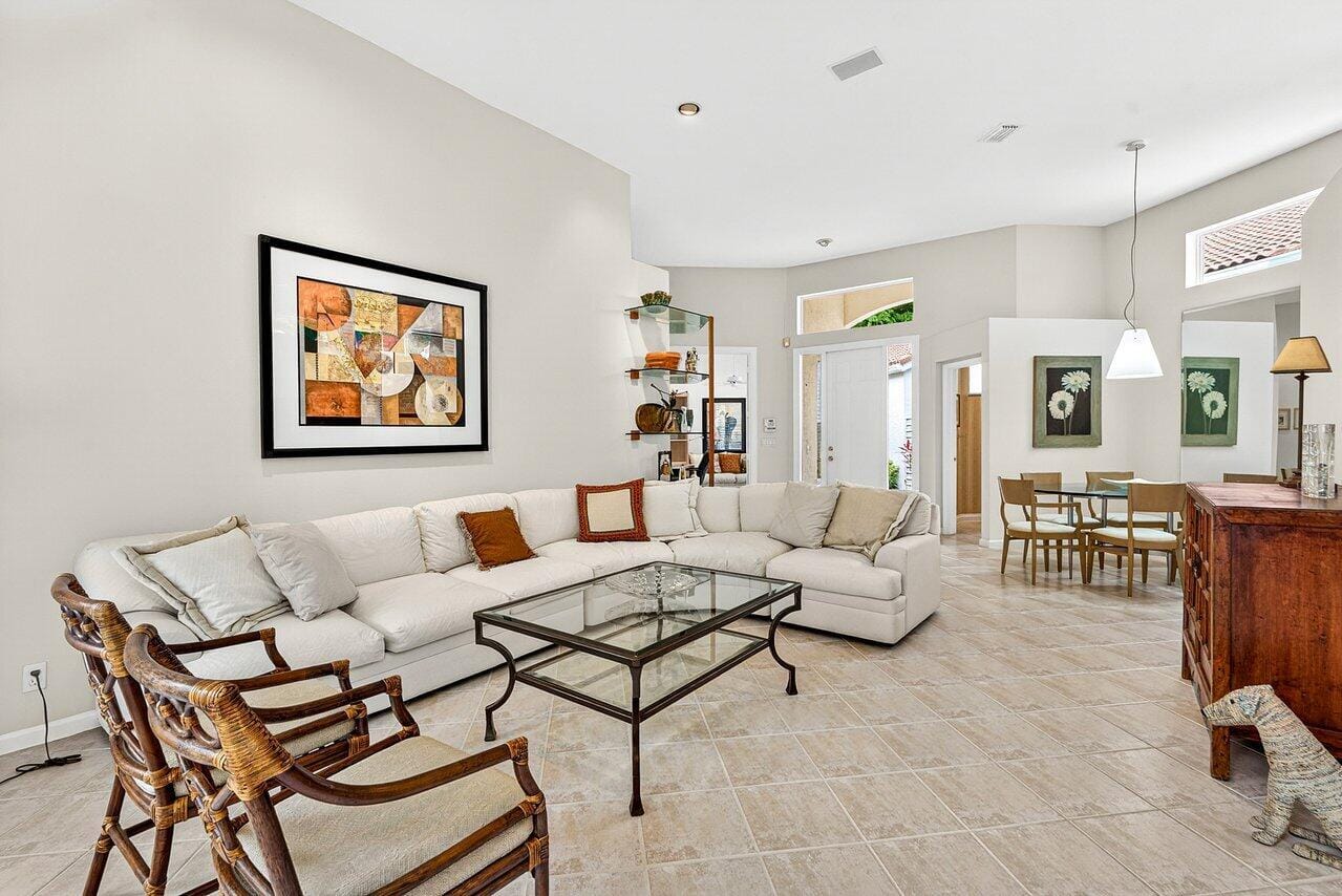 201 Sunset Bay Court, Palm Beach Gardens, FL 33418