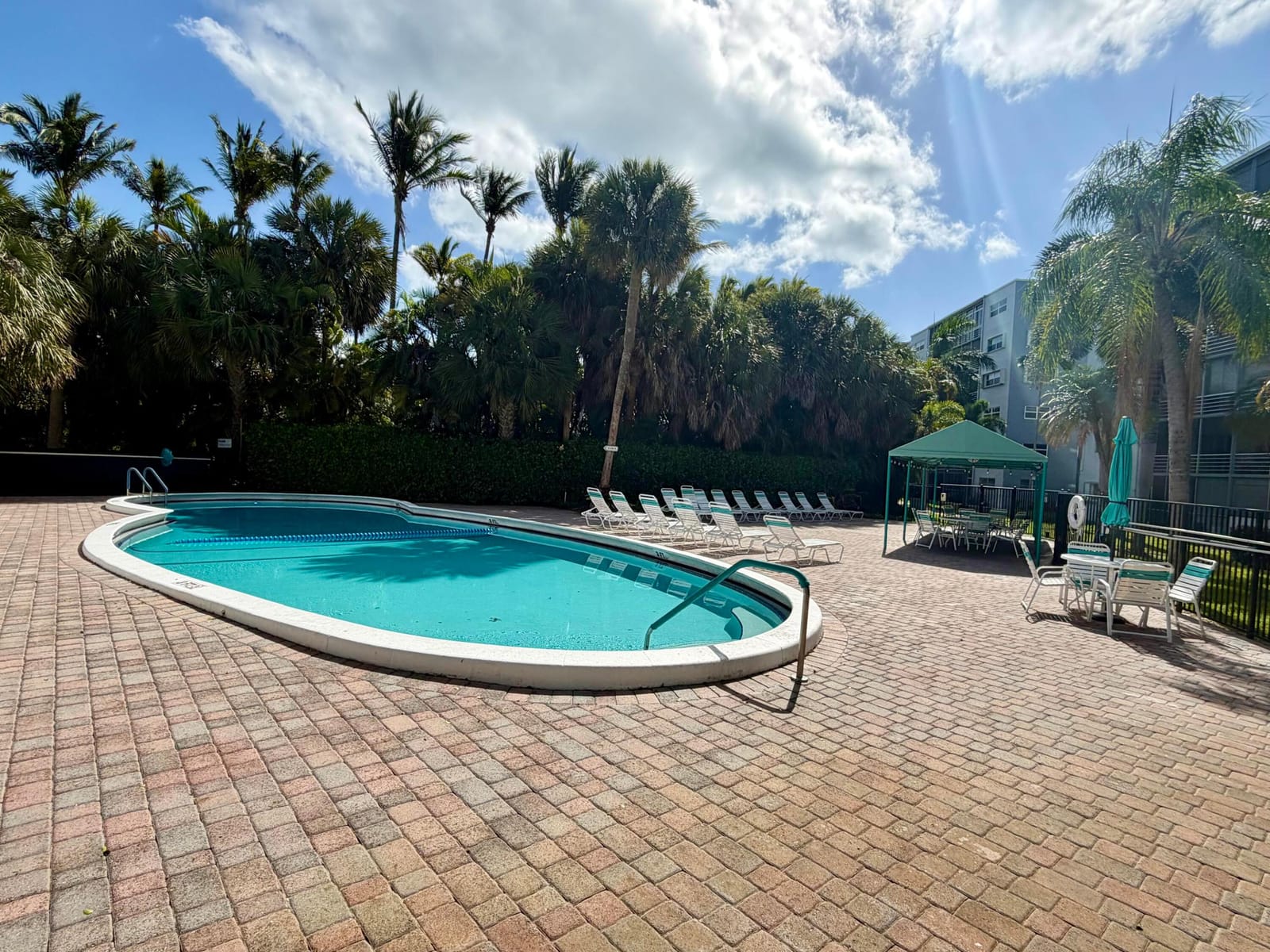 1000 NE 14th Avenue 304, Hallandale Beach, FL 33009 photo 12