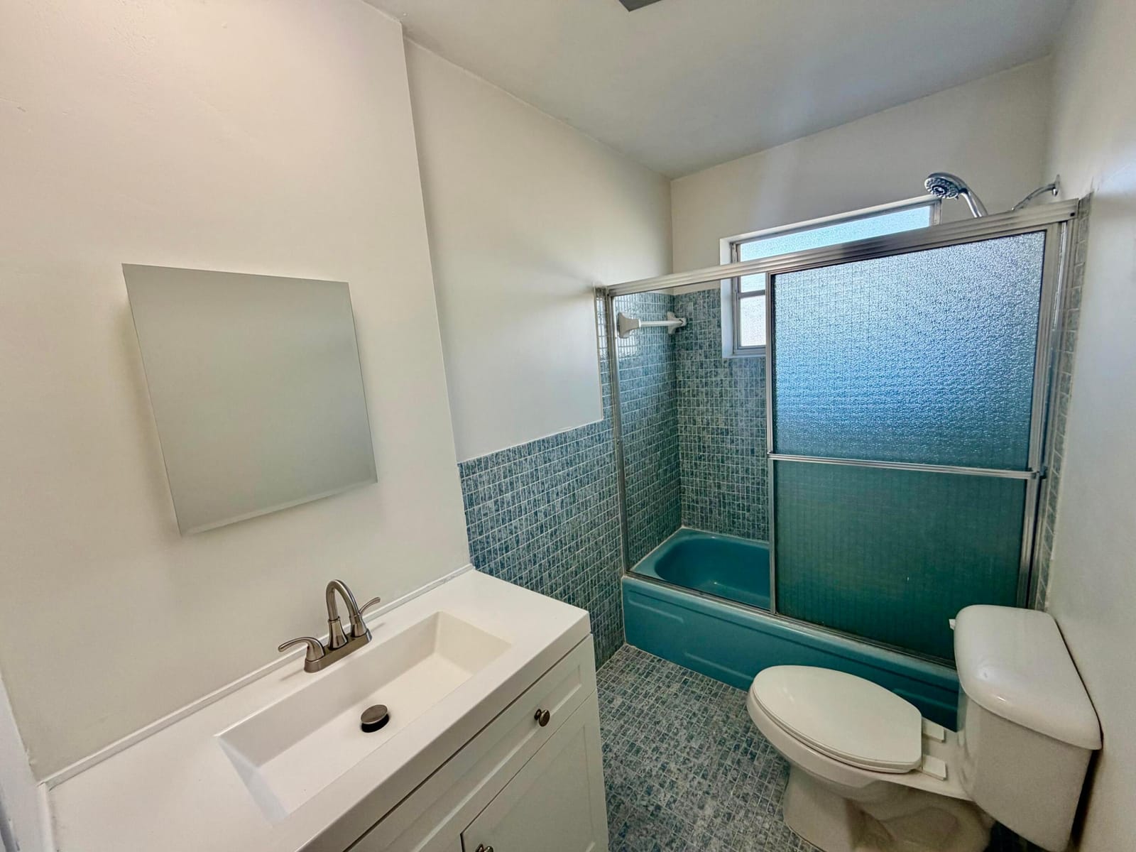1000 NE 14th Avenue 304, Hallandale Beach, FL 33009 photo 8
